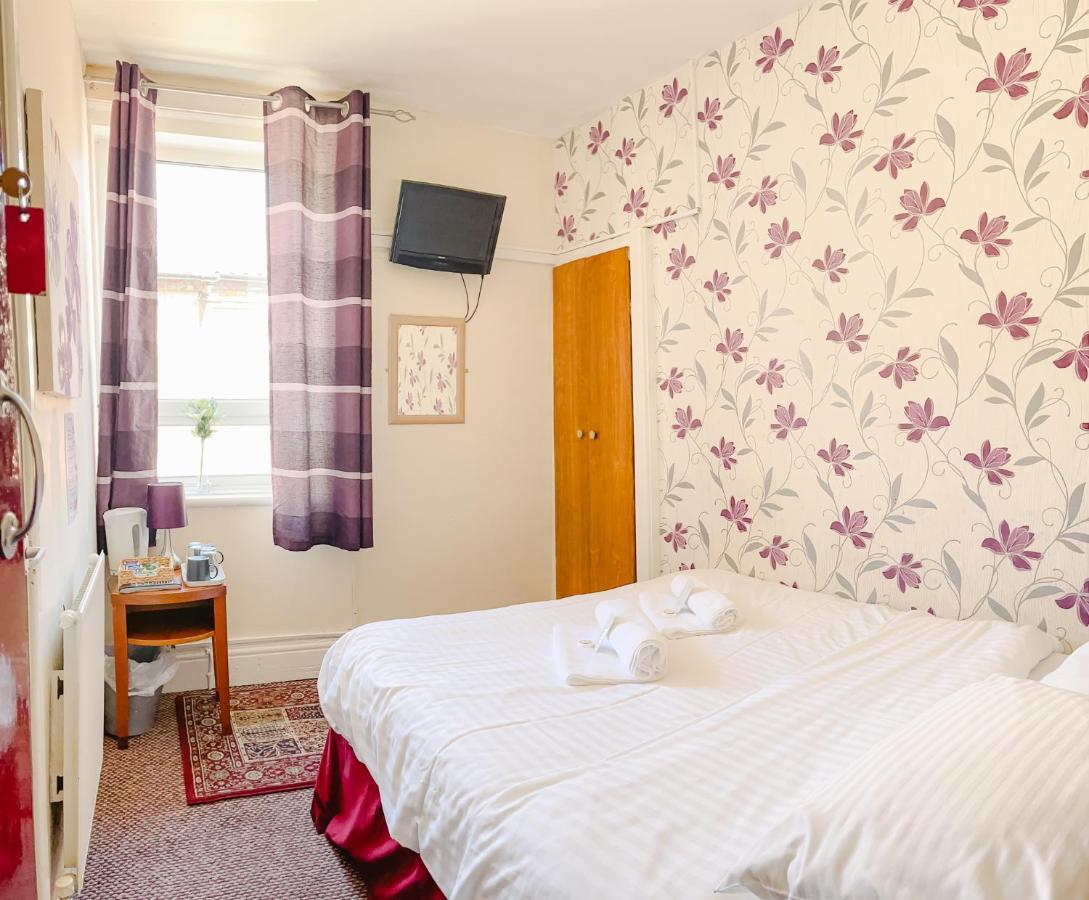 The Chimes On The Sea Bed & Breakfast Blackpool Exterior foto